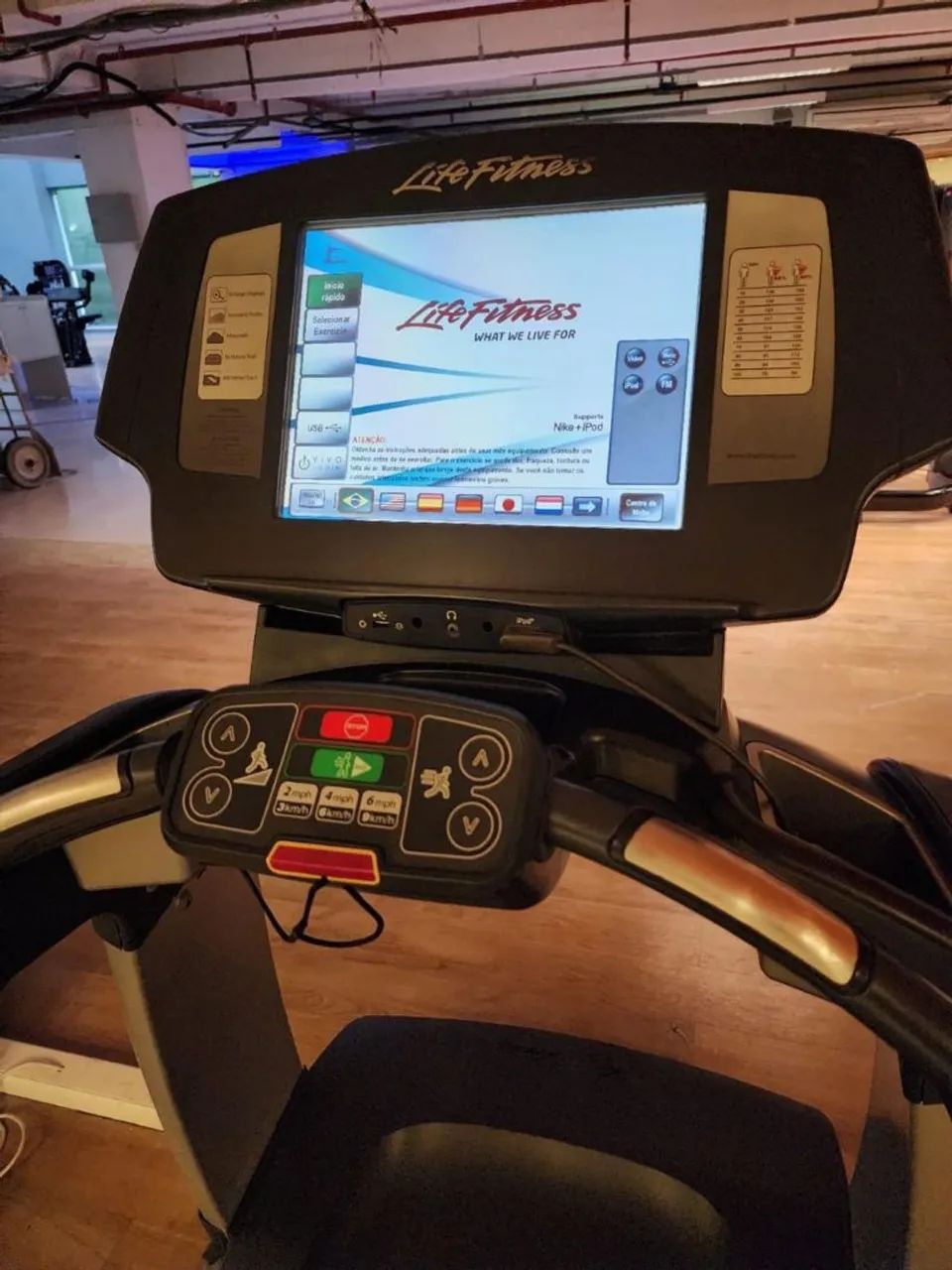 Esteiras Profissionais Life Fitness - Foto 3