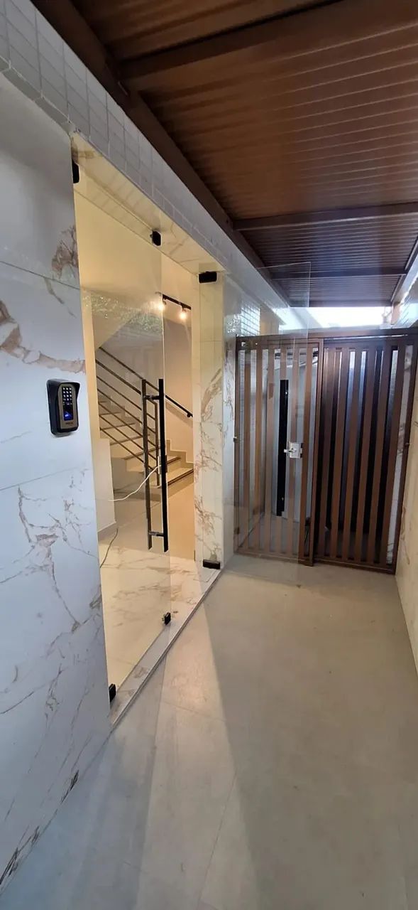Cobertura duplex de 2 quartos, alto padrão, elevador e lazer, nos Bancários. - Foto 2