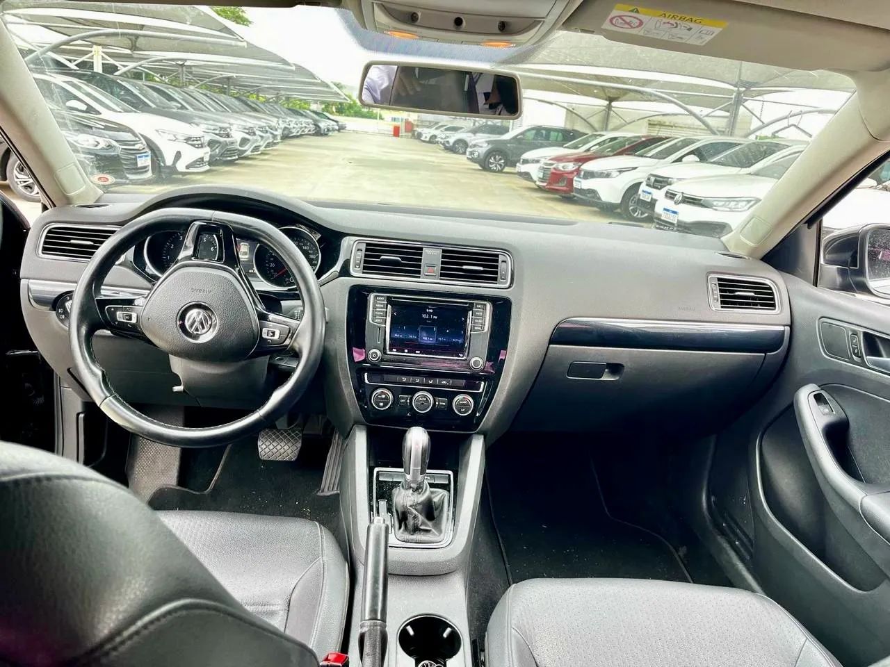 VW JETTA 2.0 TSI 211cv AUT. 2016 MULTMD, COURO PNEUS NV - Foto 5