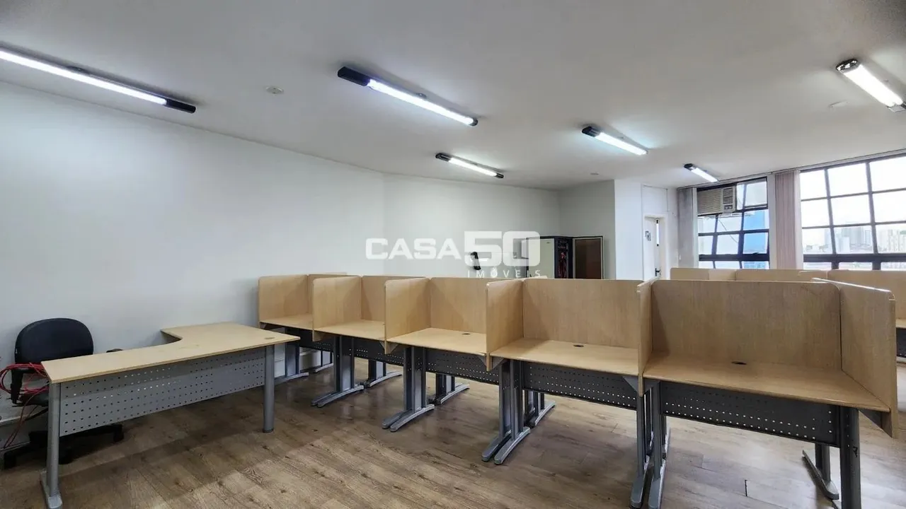 Salas comerciais para venda e locação na Vila Itapura em Campinas/SP.