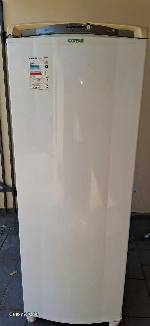 Geladeira Consul Frost Free 320ltrs