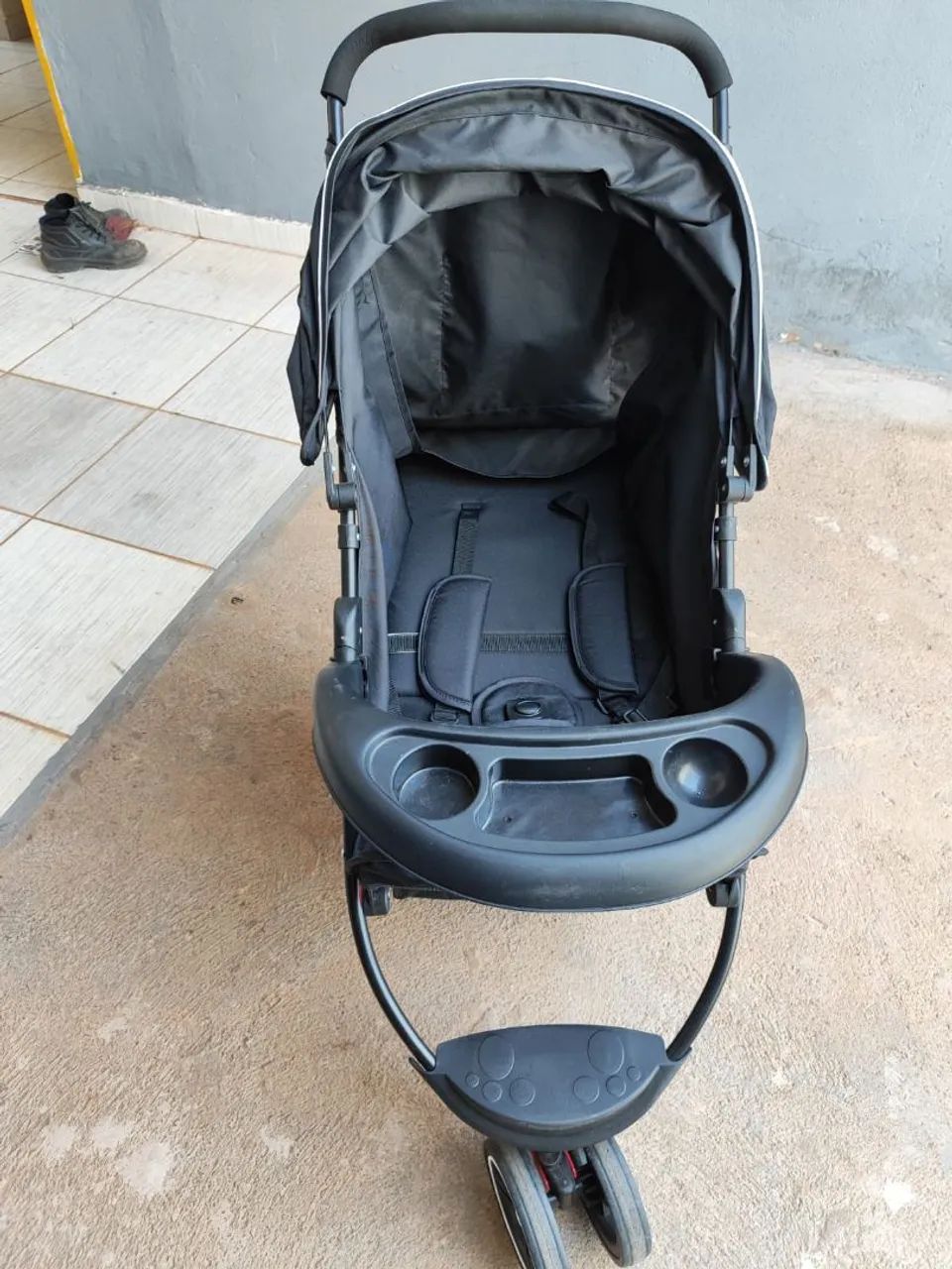 Carrinho de Bebê compacto e Prático  - Foto 2