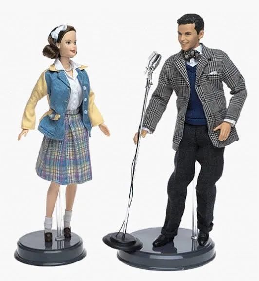 Barbie Collector Loves Frank Sinatra  - Foto 5