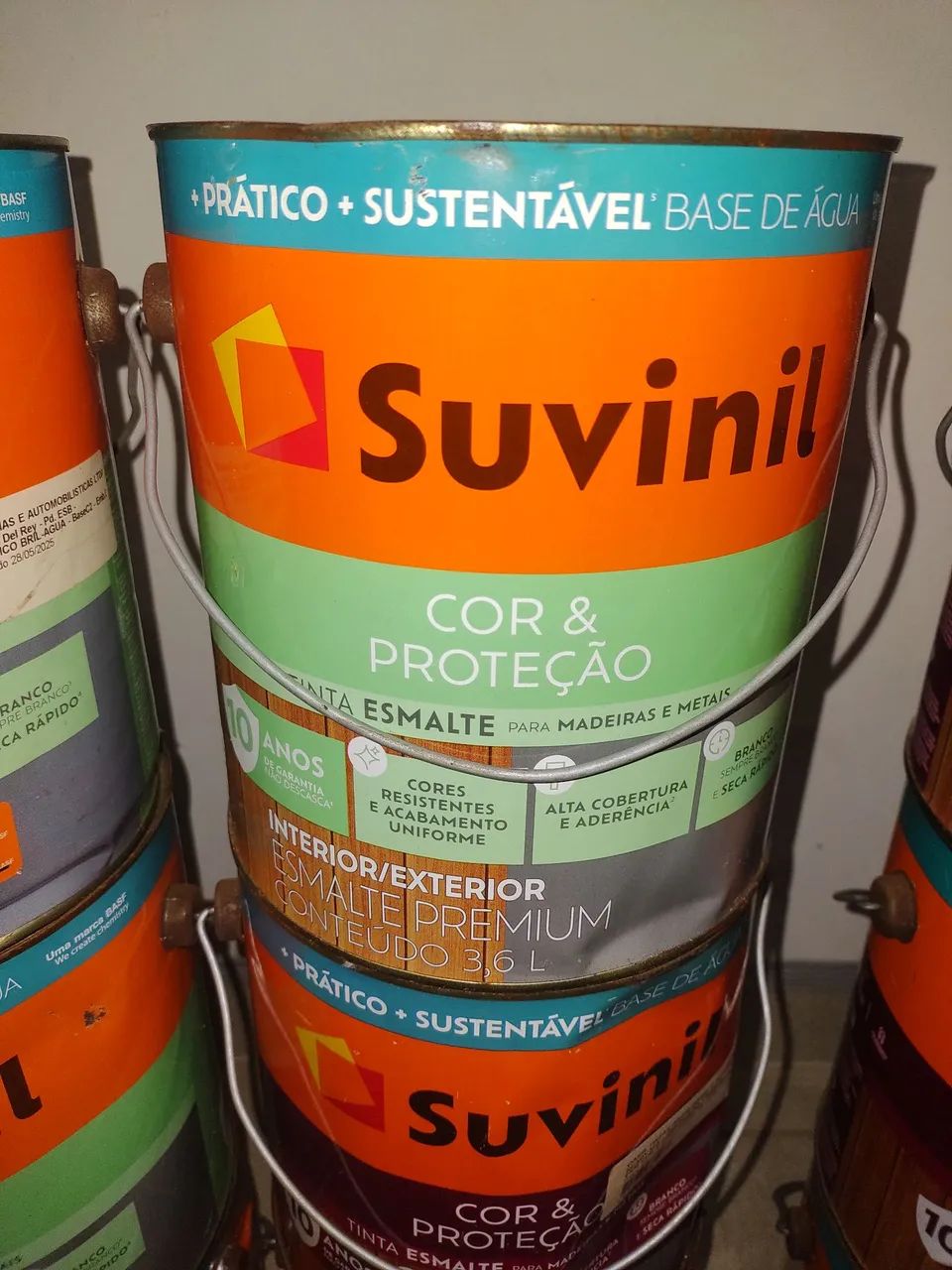 Vendo Tinta Suvinil, esmalte para madeira e metal, na cor azul del rei   - Foto 3