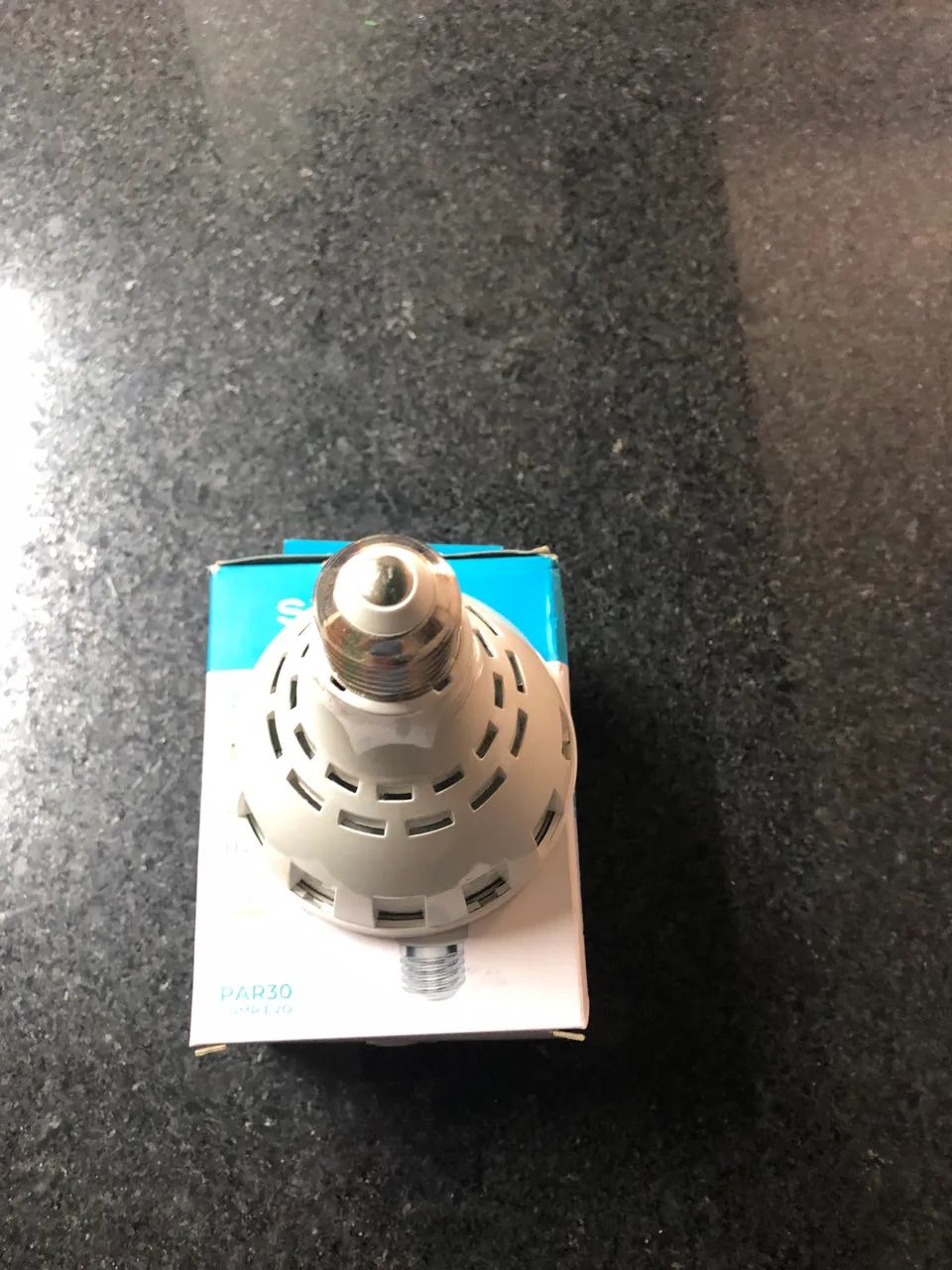 Lâmpada LED STELLA - Par30 Cdmr Evo 20w 3000k 32° 1400lm - Foto 3