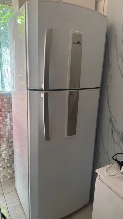 Vendo geladeira Continental Duplex  Frost Free