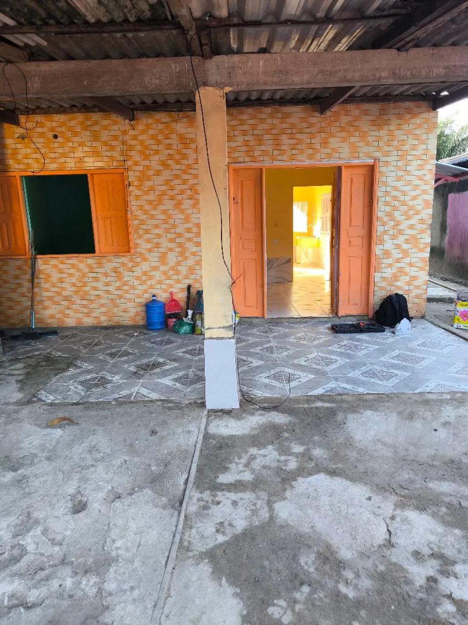 Casa de 2 Pisos, 4 Quartos - Perto da Gameleira