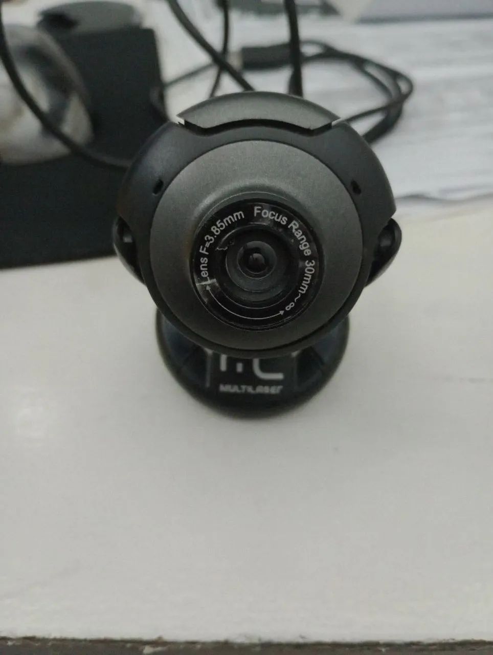 Webcam Multilaser com foco ajustável
