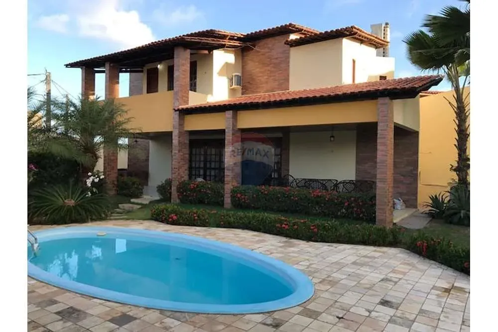 Casa para Temporada com 5 Quartos em Ponta Negra