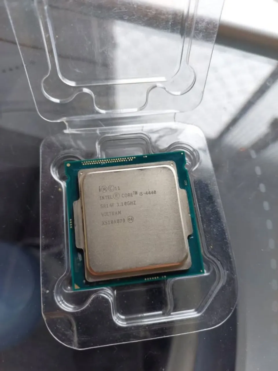 Intel Core i5 4440 3.10GHz 4 cores e 4 threads