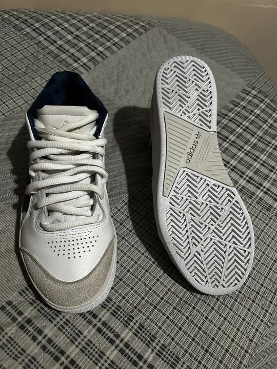 Tênis Adidas Tyshawn - Top Ten - Foto 4