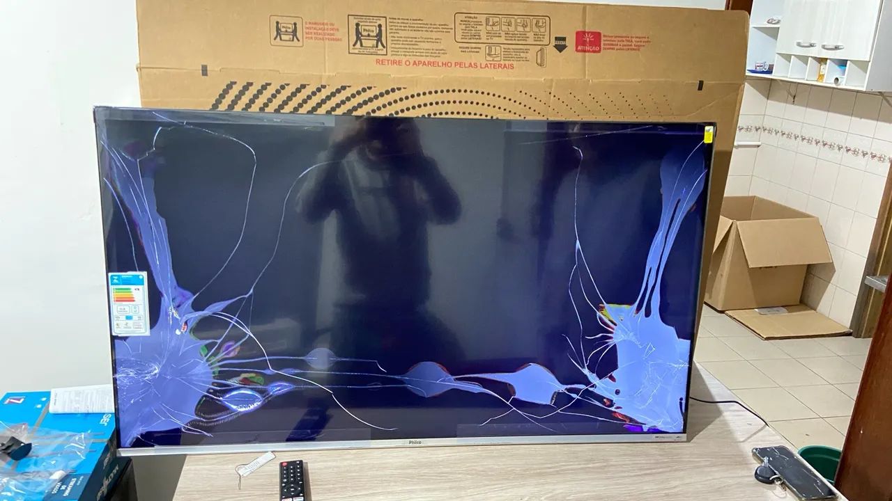 Smart TV 32 a 60  p/ Peças - Philips LG Aiwa Philco TELA QUEBRADA - Foto 6