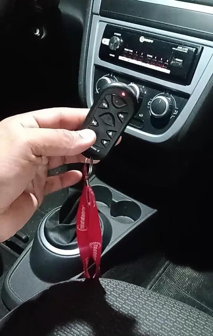 Rádio TARAMPS COM CONTROLE LONGA DISTÂNCIA