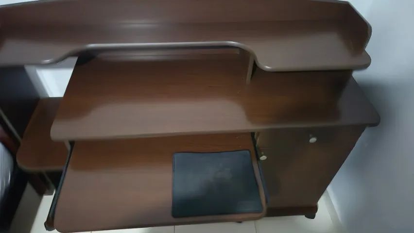 Escrivaninha para computador64739360979969123