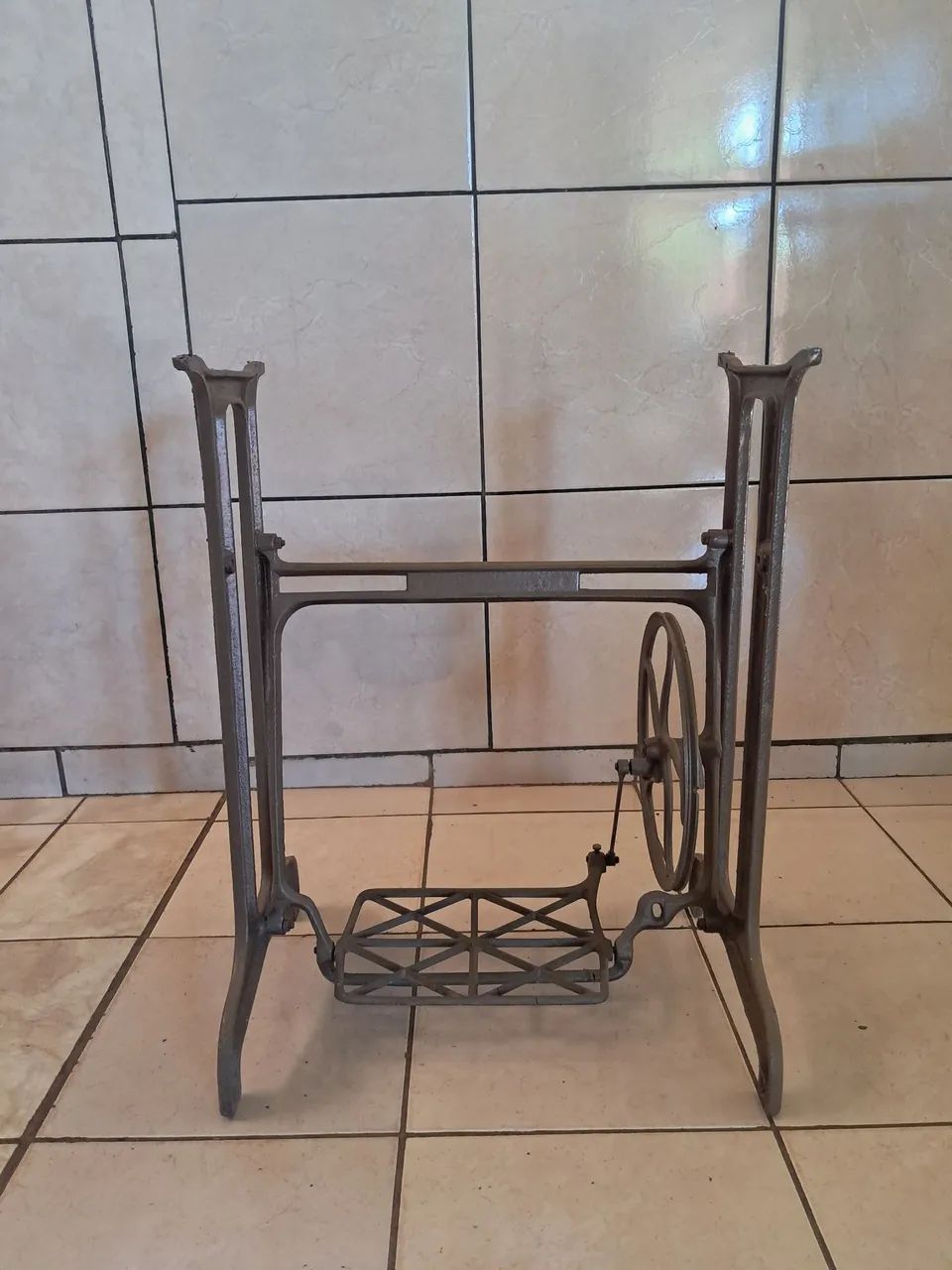 BASE DE MAQUIMA DE COSTURA ANTIGA - Foto 2