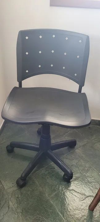  16 Cadeira de Escritório Giratória com Rodas - Foto 5