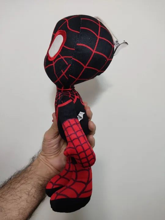 Pelúcia Homem-Aranha Miles Morales 31cm - Foto 3