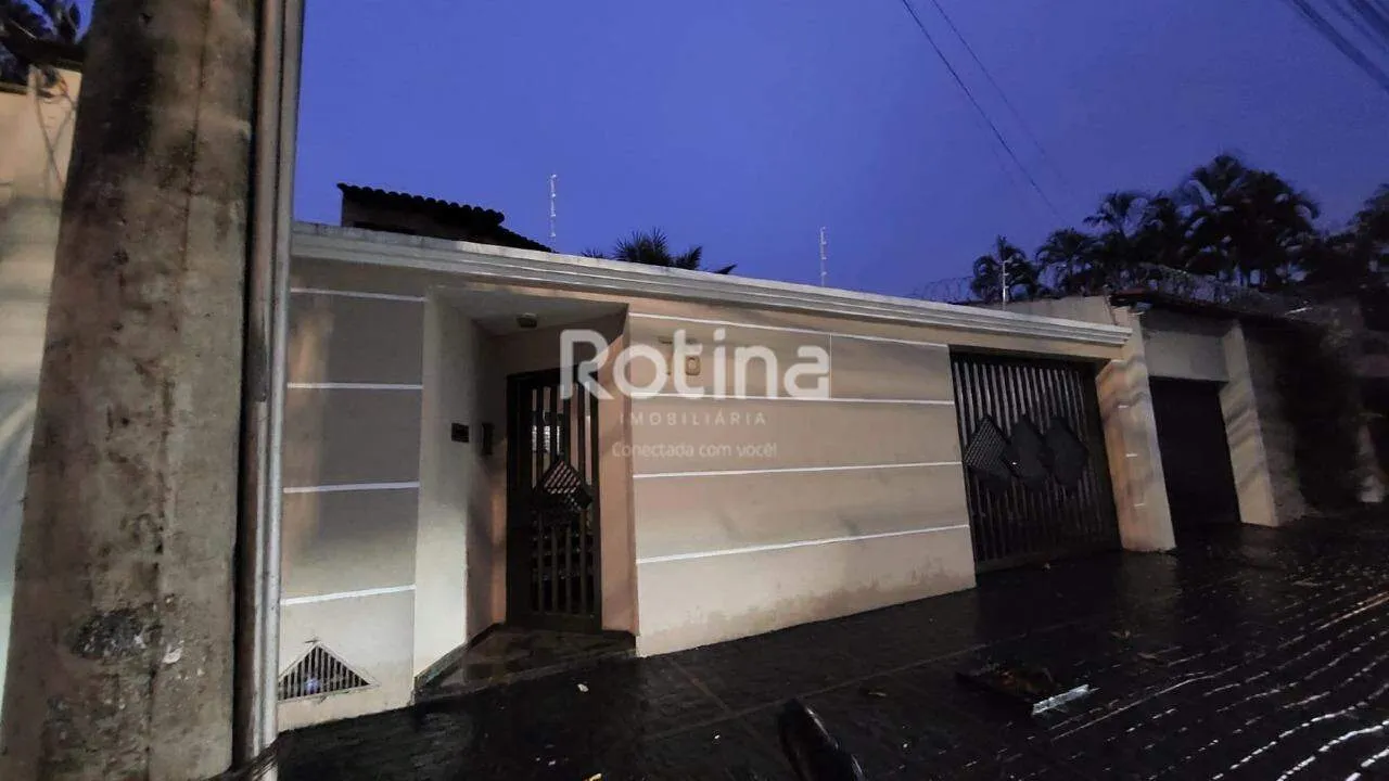 Casa para alugar, 5 quartos, Cidade Jardim - Uberlândia/MG - Rotina Imobiliária