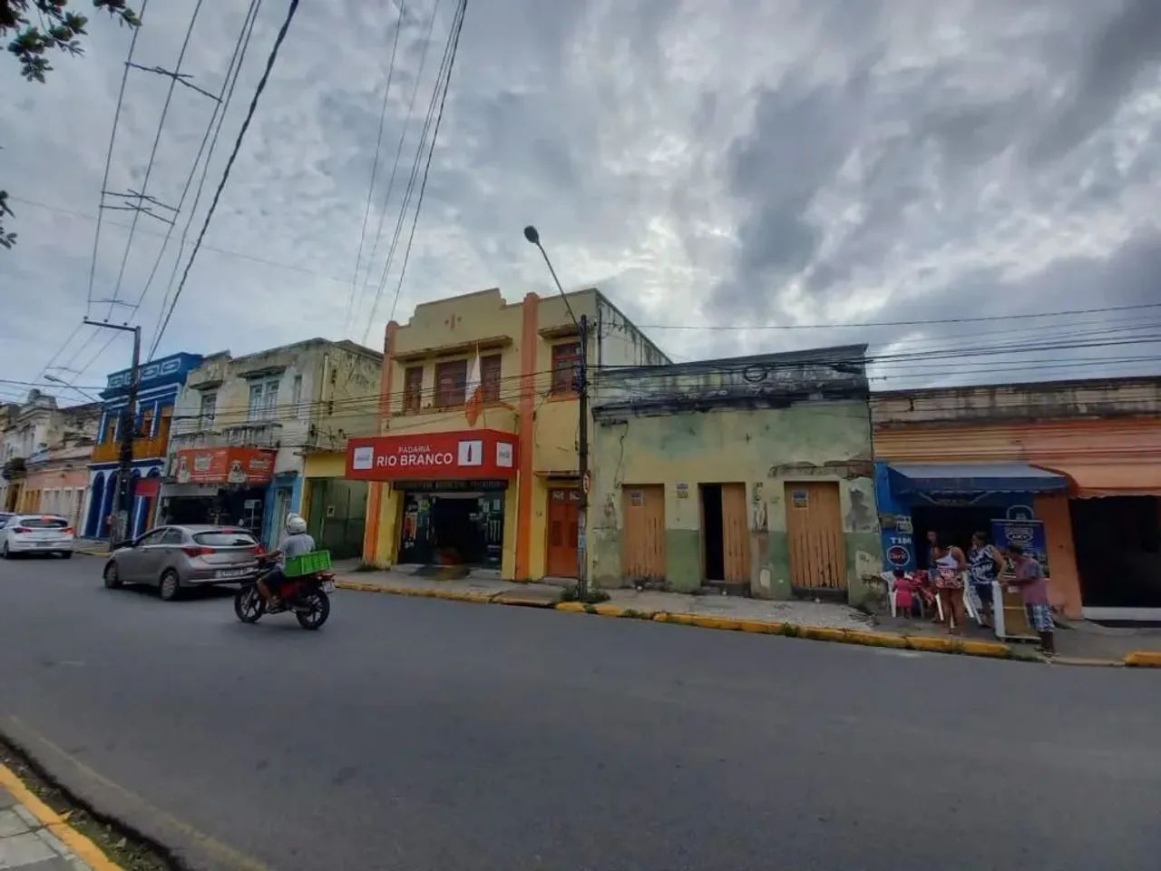 VARADOURO - LOJA TÉRREA NASCENTE PRÓXIMO AO LARGO DO VARADOURO 48 M2 E WC SOCIAL - Foto 2