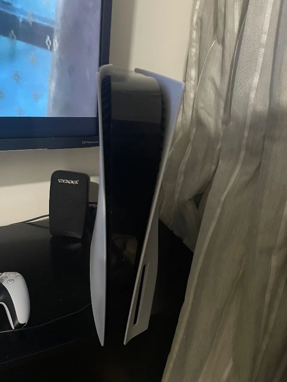 Vendo PlayStation 5, 2 controles, 2 jogos - Foto 5