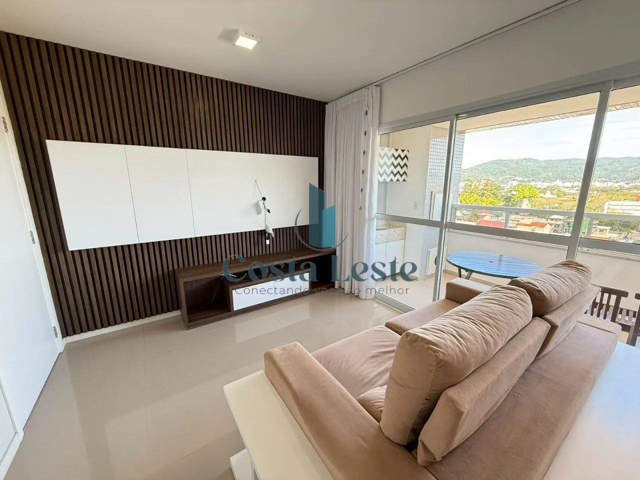 Excelente apartamento de 2 dormitórios com suíte no Itacorubi