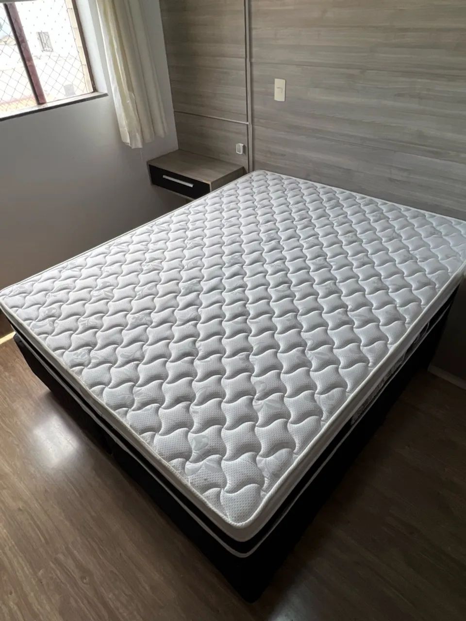 cama queen 