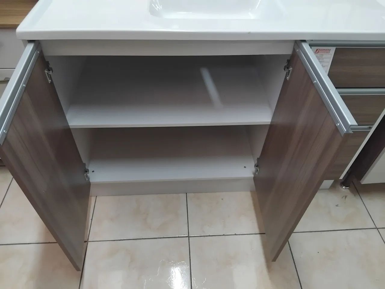 Balcão  com tampo em inox  - Foto 4