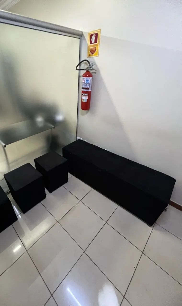 Puffs e baú