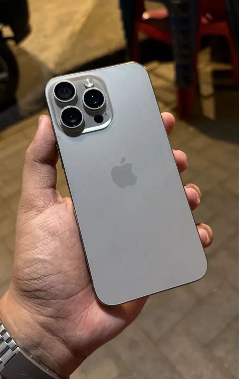 IPHONE 15 PRO MAX 
