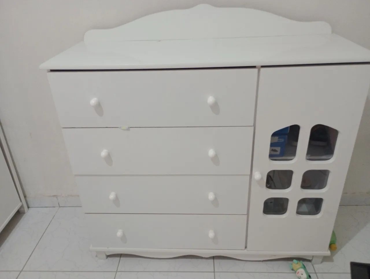 Vendo cômoda 