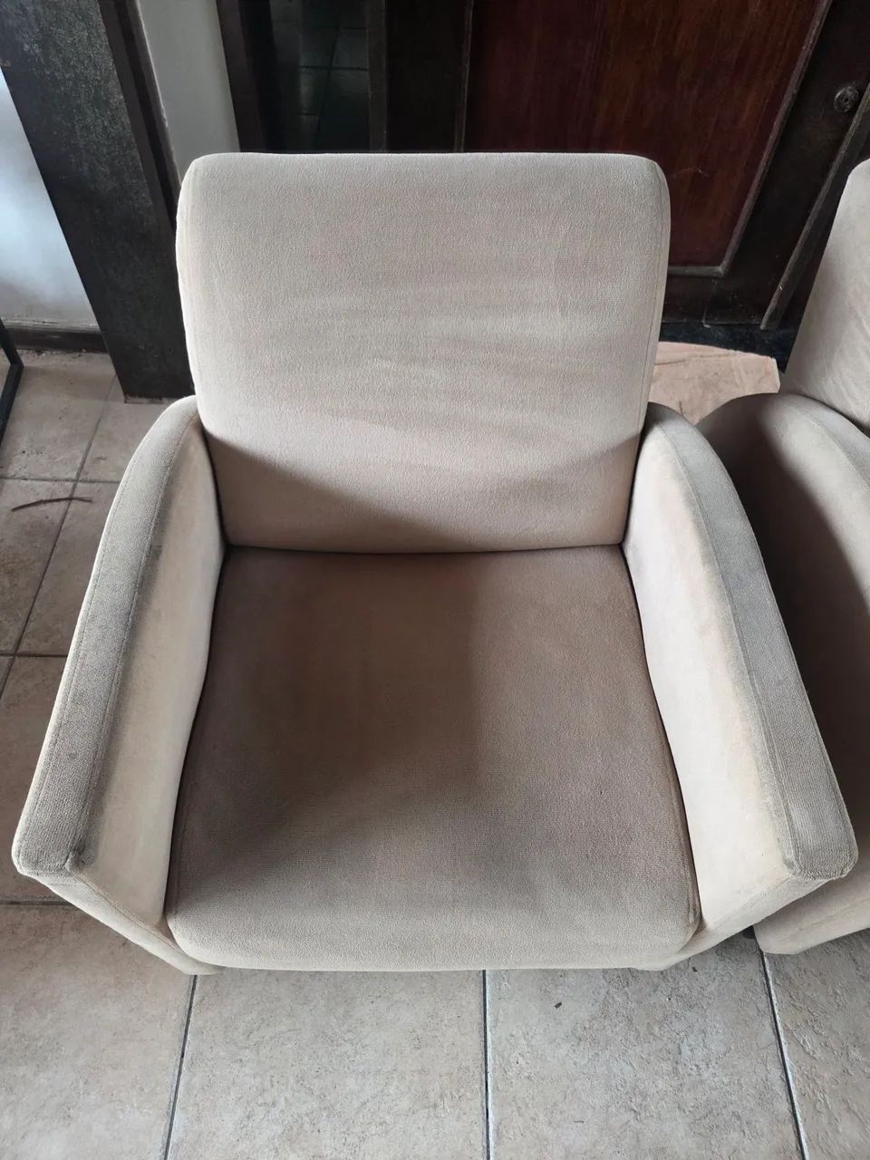 Par de Poltronas para Sala ou Escritório - Foto 4