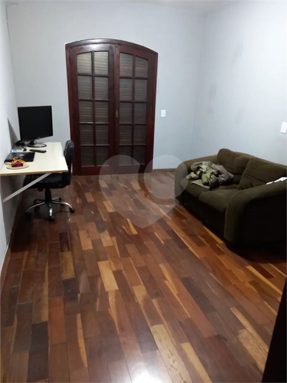 Casa 2 dormitórios com ponto comercial - Foto 2