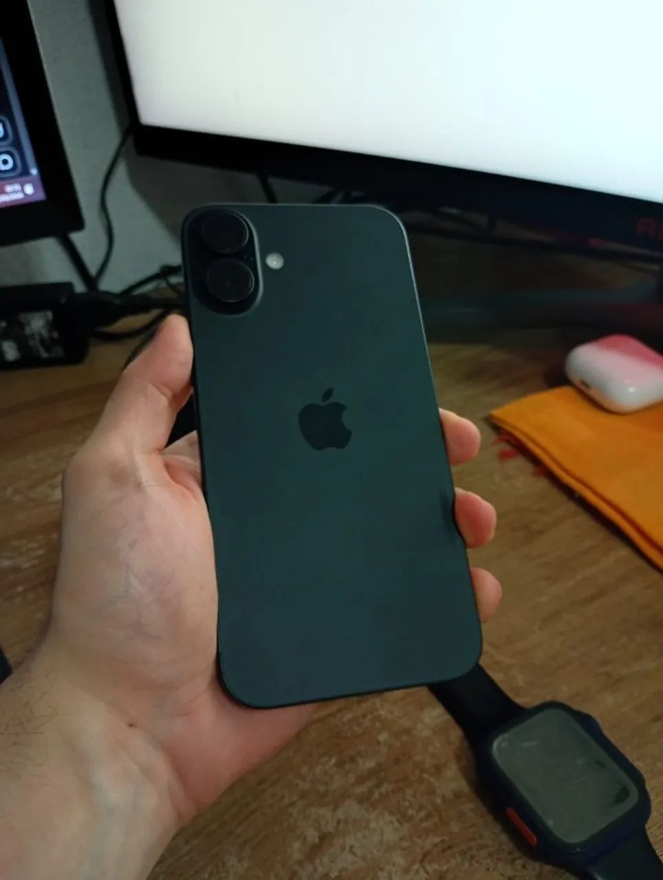 iPhone 16 Plus 128GB + Apple Watch Series 5 - Foto 5