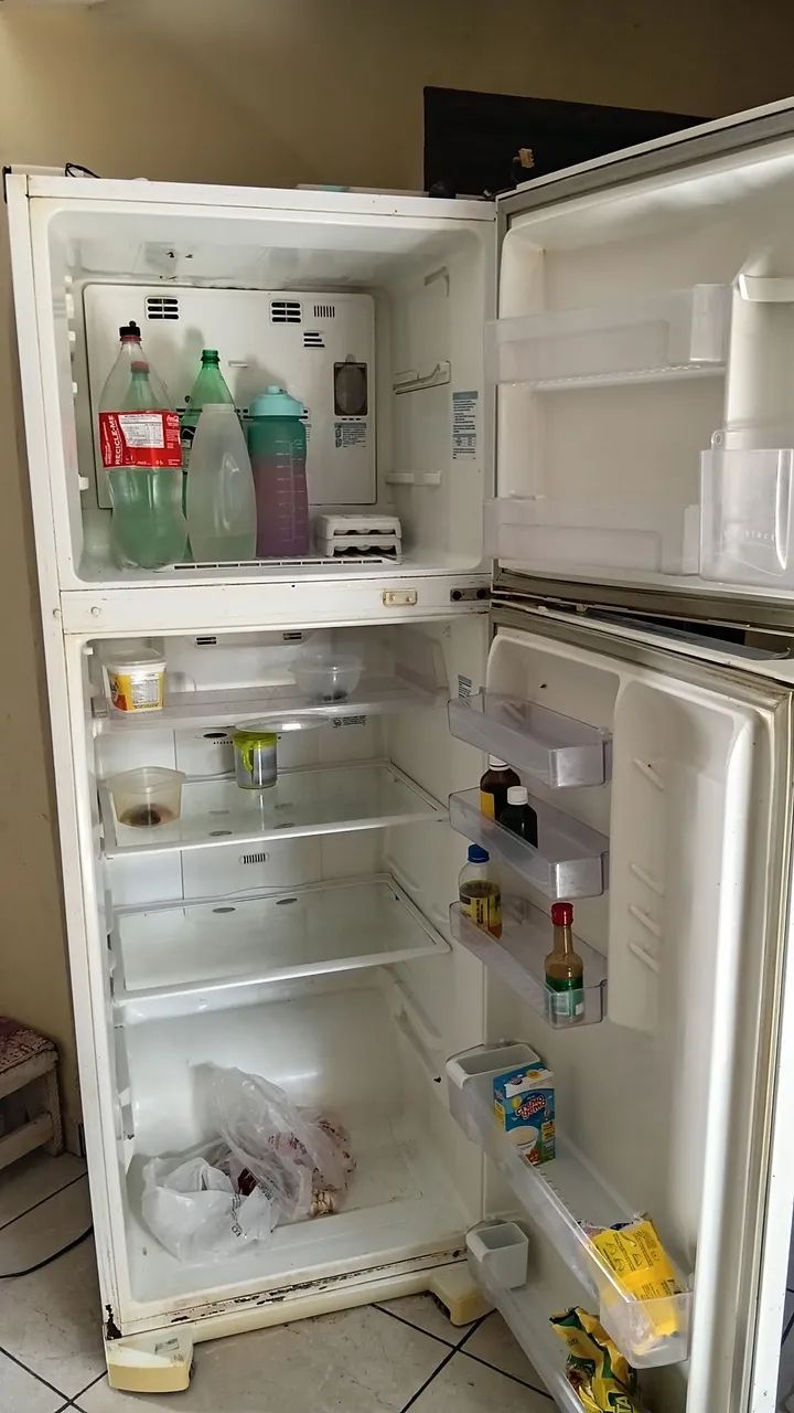 Vende se Geladeira  - Foto 4