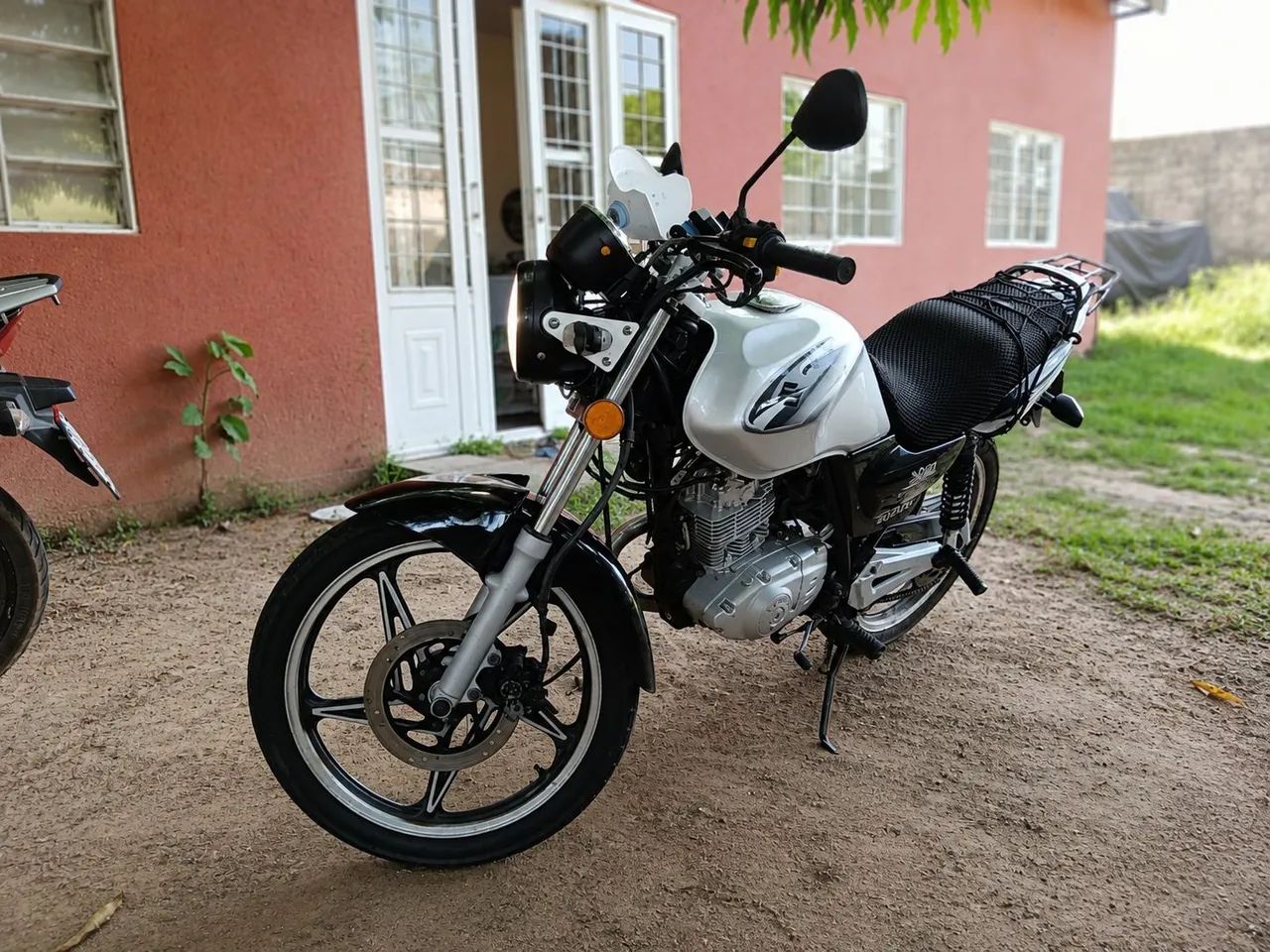 Suzuki Yes 125 - Foto 2