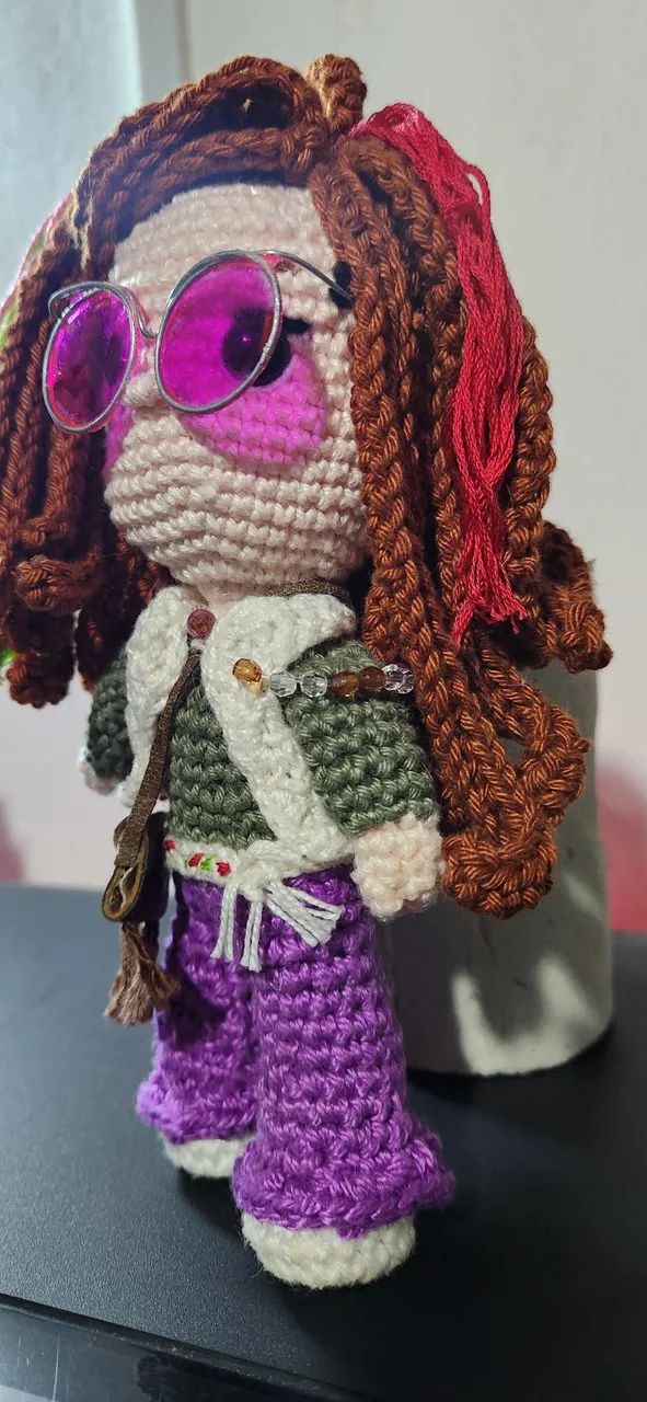 Boneca amigurumi JANIS JOPLIN - Foto 3