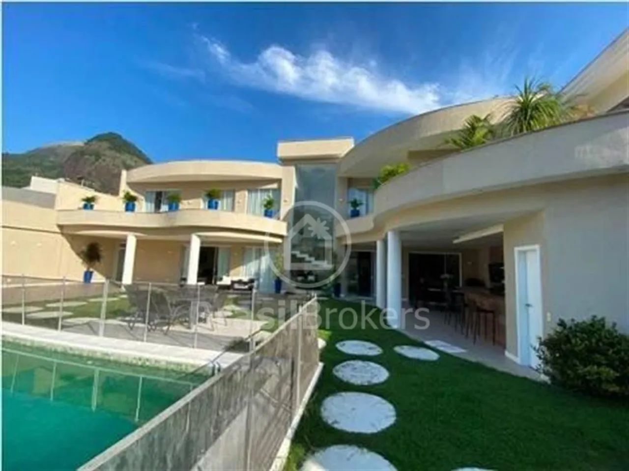 Condomínio Eldorado - casa com 535,00 m², e 5 quartos , ANIL