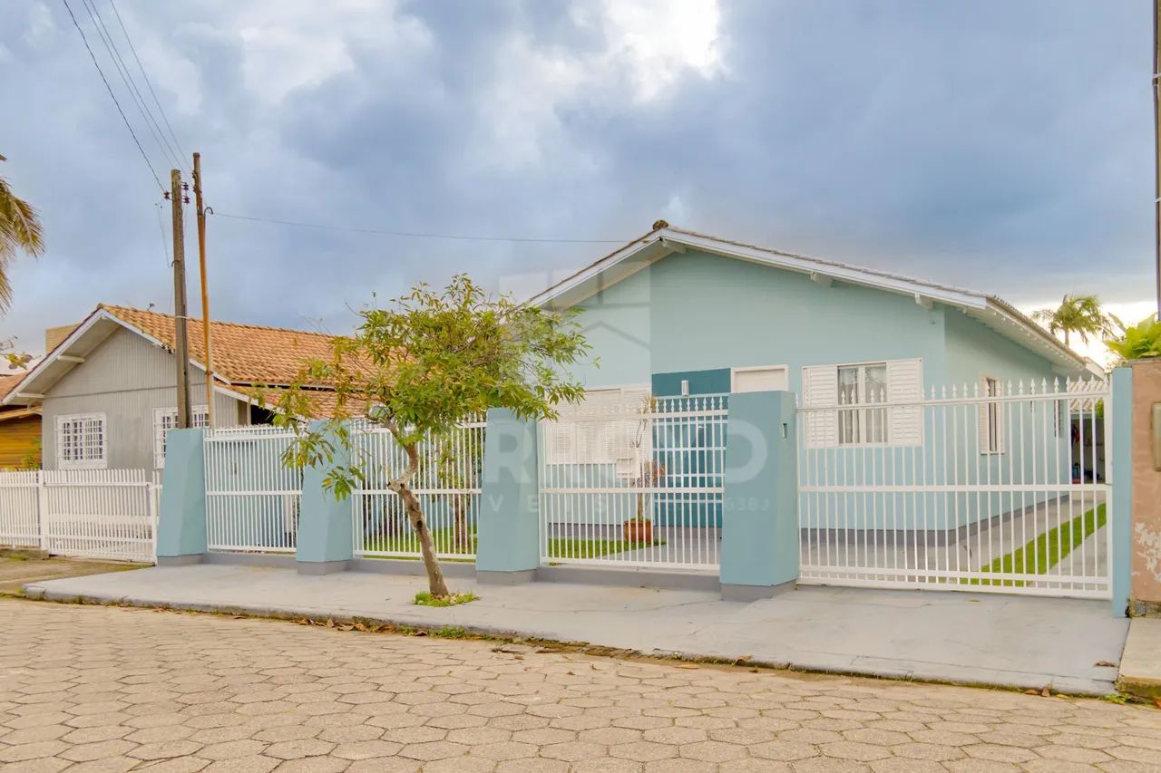 Casa à venda com edícula e garagem coberta - Foto 3