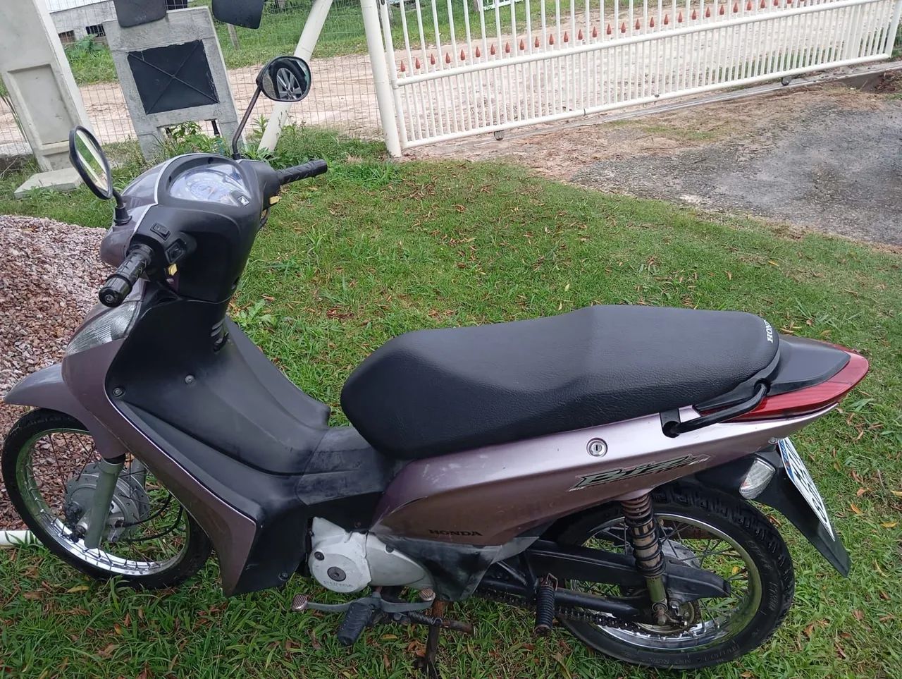 Biz 2011 $9000 - Foto 3