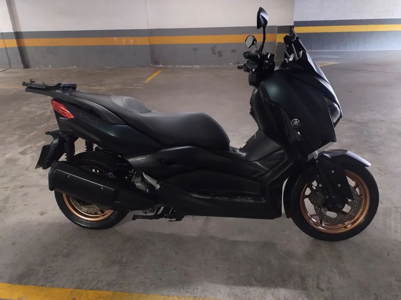 Xmax 250 2024