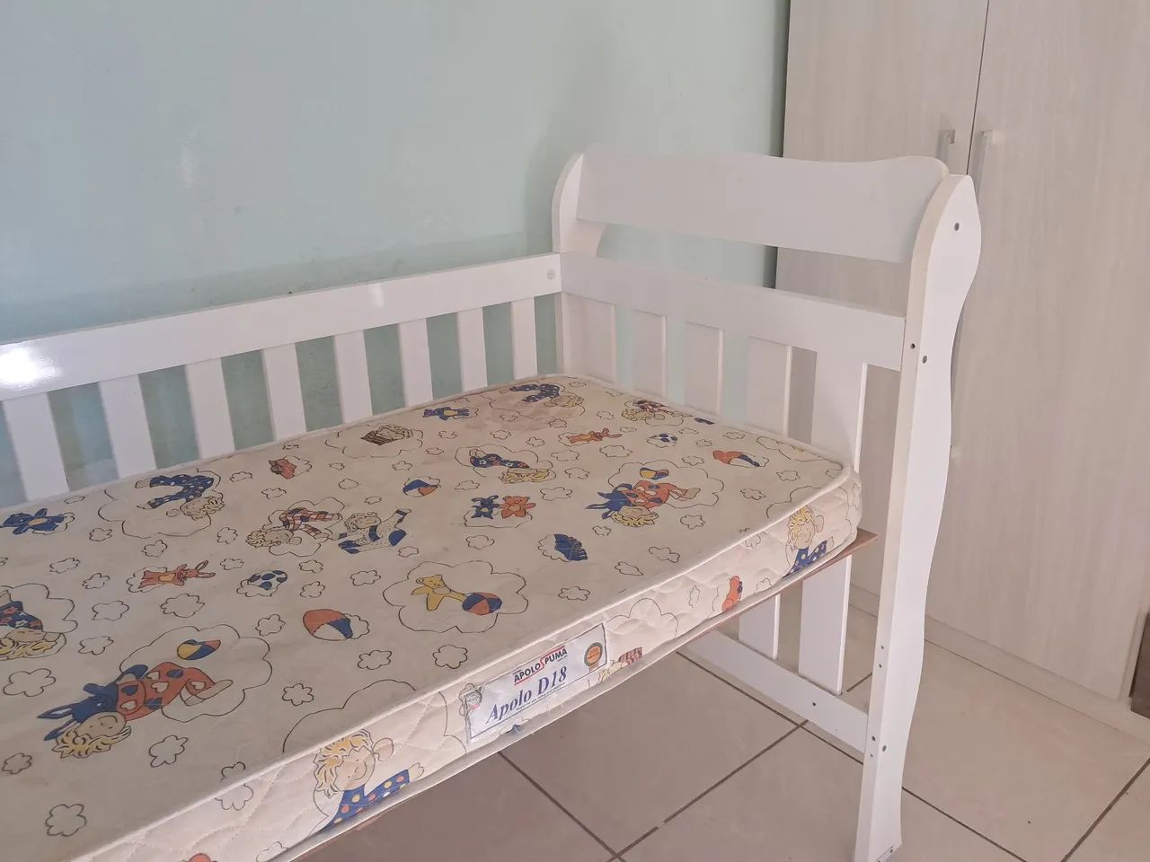 Berço Americano branco com colchão.  - Foto 4
