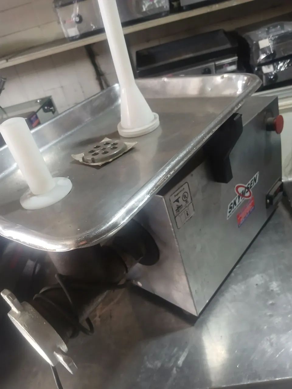 Cortador de frios..moedor de carne e balanças eletrônicas  - Foto 3