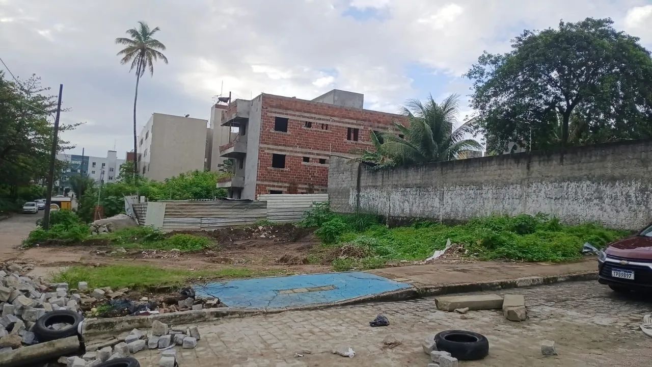 Terreno De Esquina Bancários 