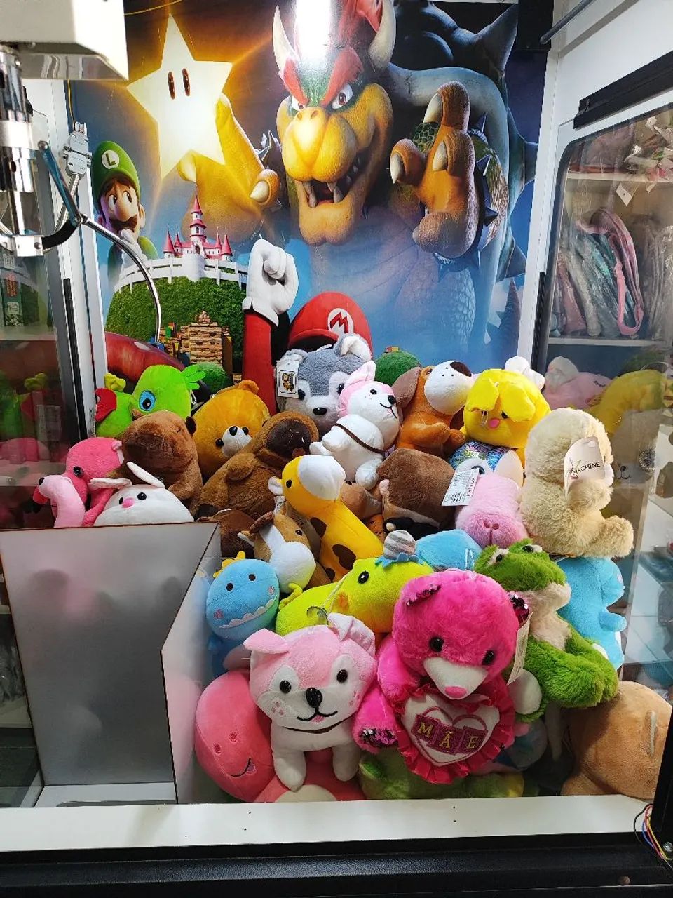 Vendo grua de pelúcias - renda extra - Foto 2