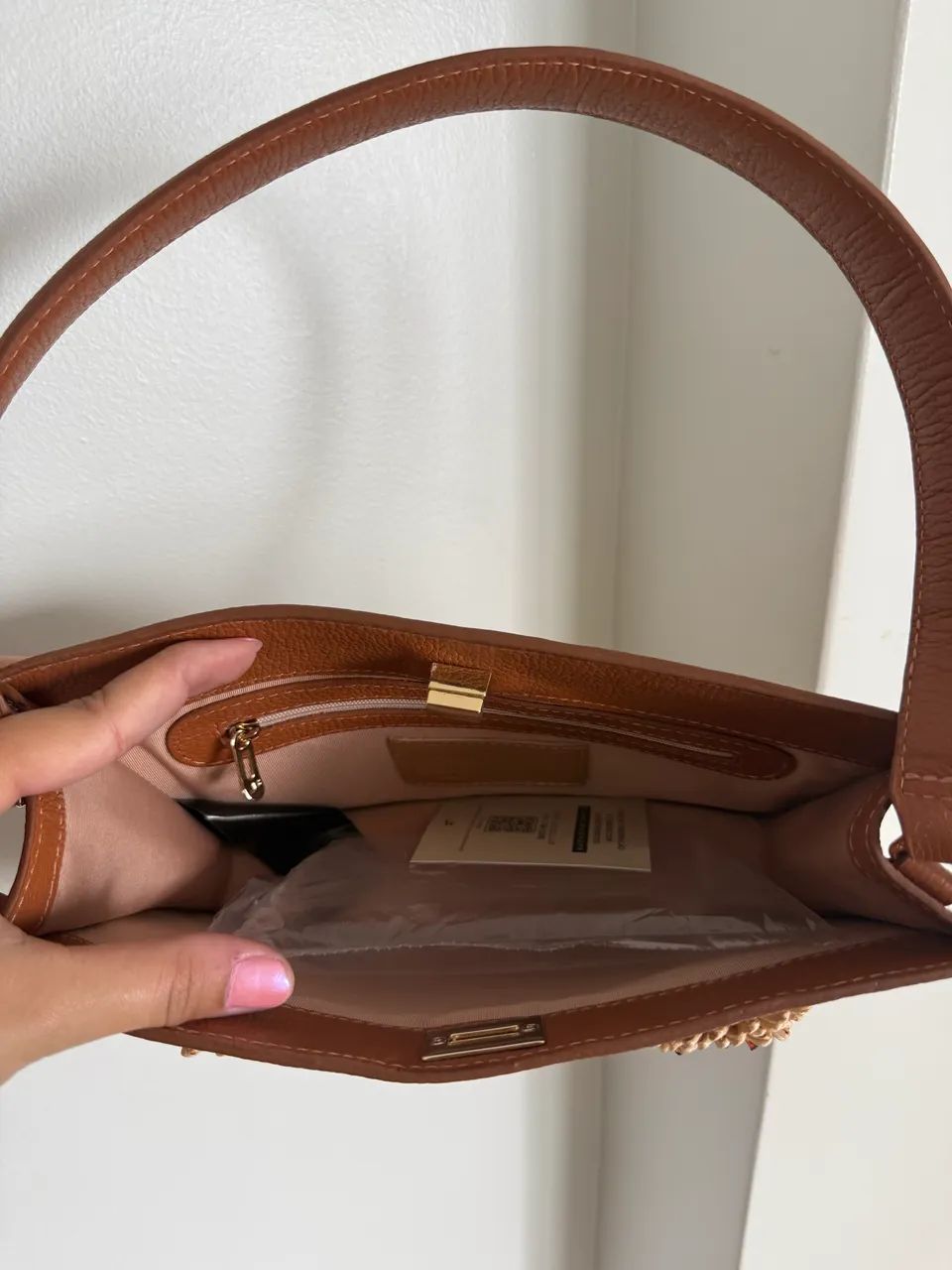 Bolsa Jorge Bischoff com detalhes de miçangas  - Foto 5