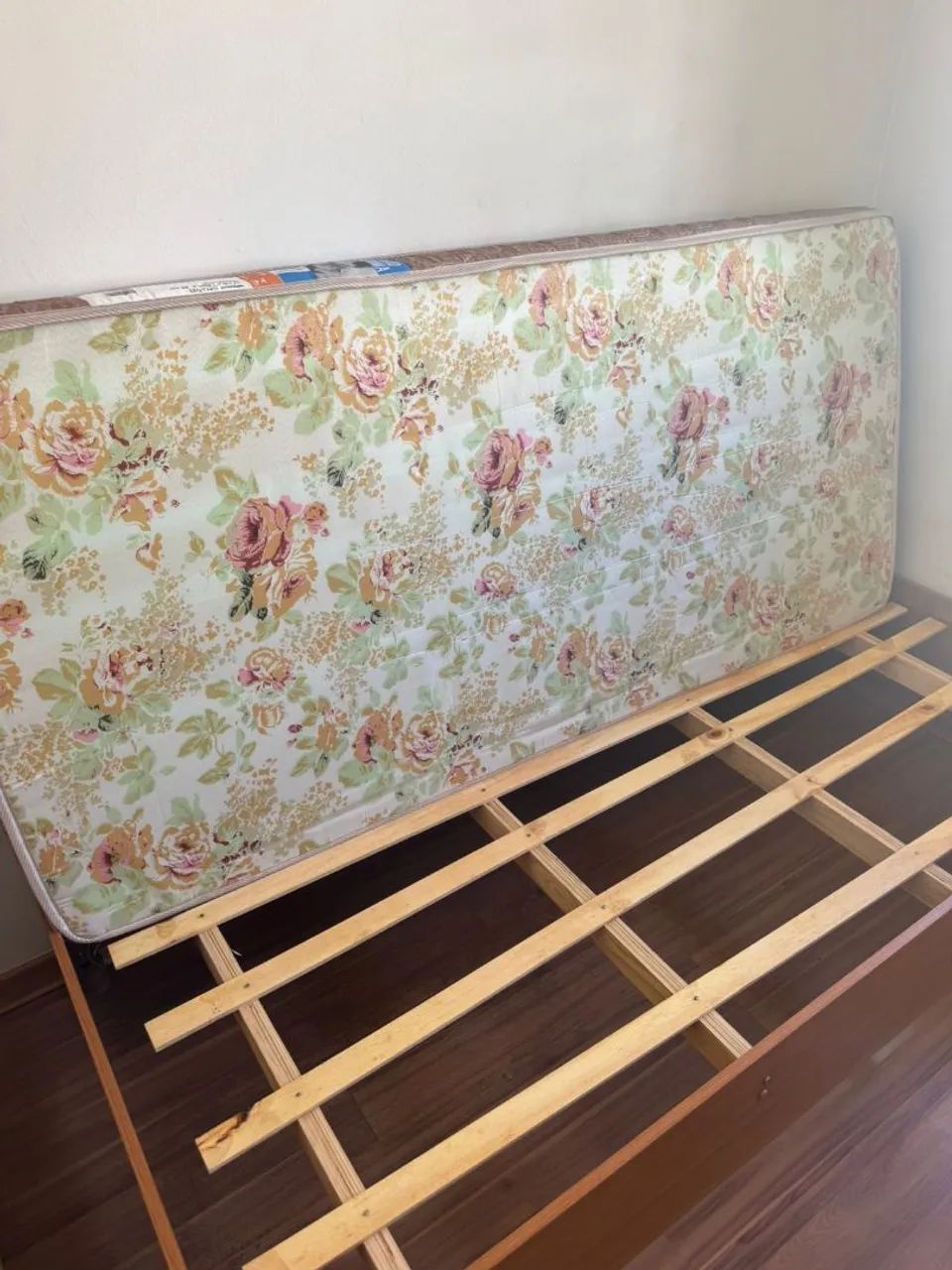 Cama box em ótimo estado em MDP - Foto 5