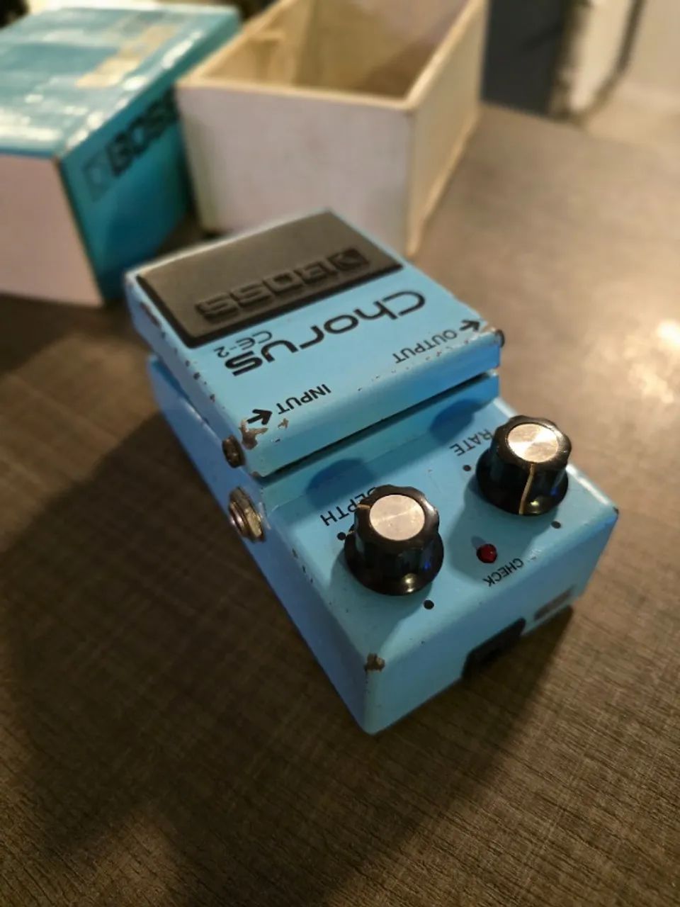 Pedal Boss Chorus Ce2 (Japan) Com Caixa. - Foto 4
