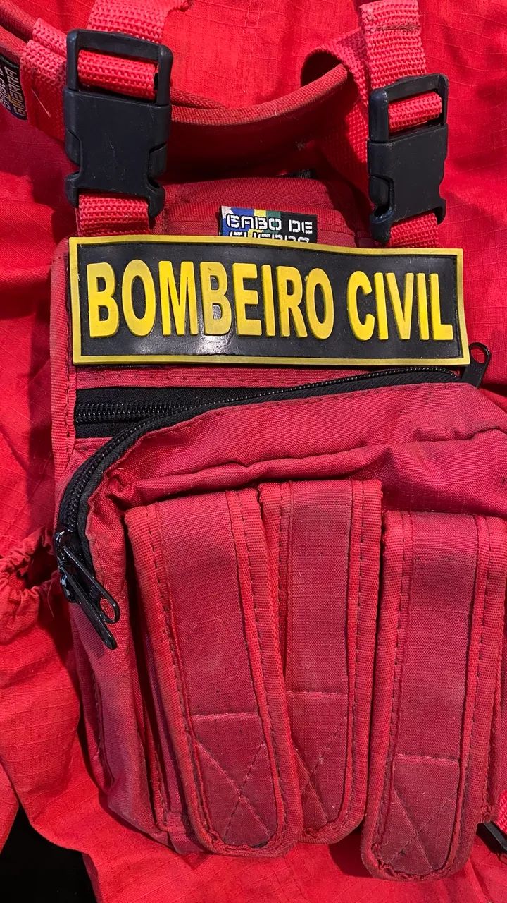 Fardamento completo de bombeiro civil  - Foto 2