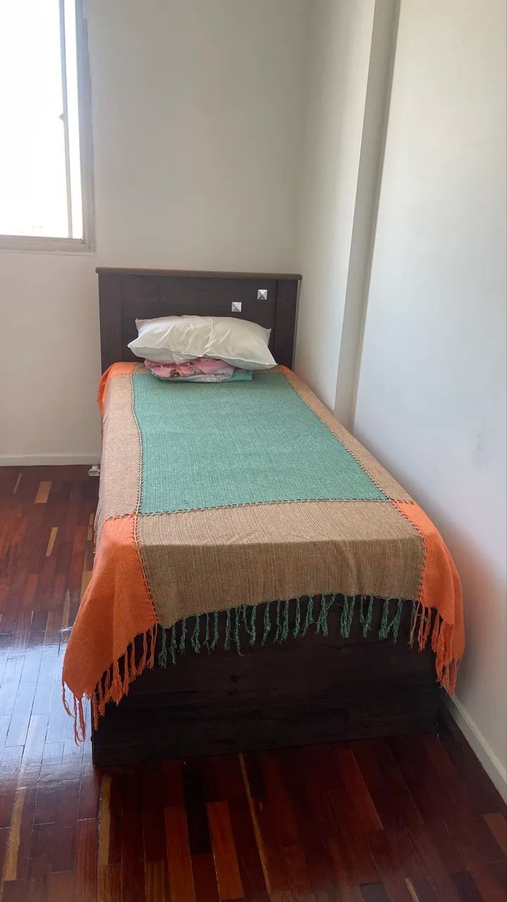Cama solteiro com auxiliar 