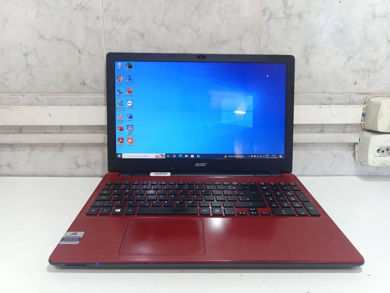 Notebook Acer i3-4005